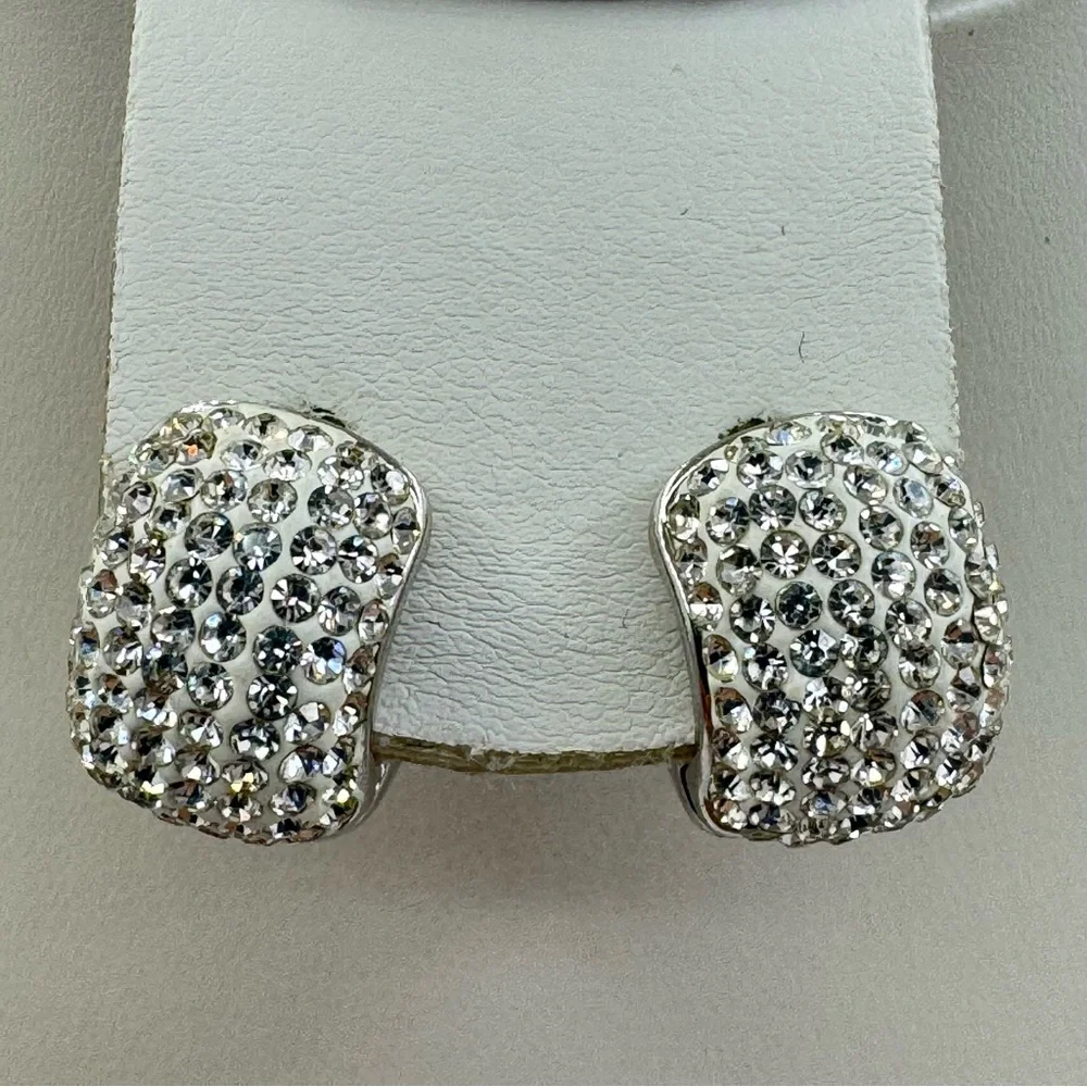 Unsigned sparkling athra